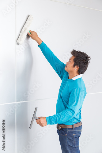 Wall cleaning
