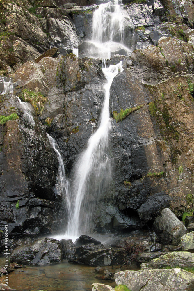Fototapeta premium Cascada de la Miacera, El Gasco, Hurdes, España