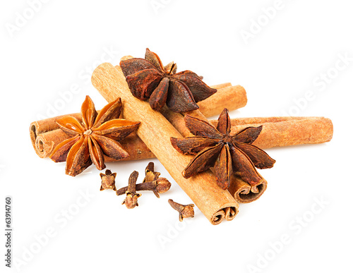 Anise, cinnamon and cloves isolated