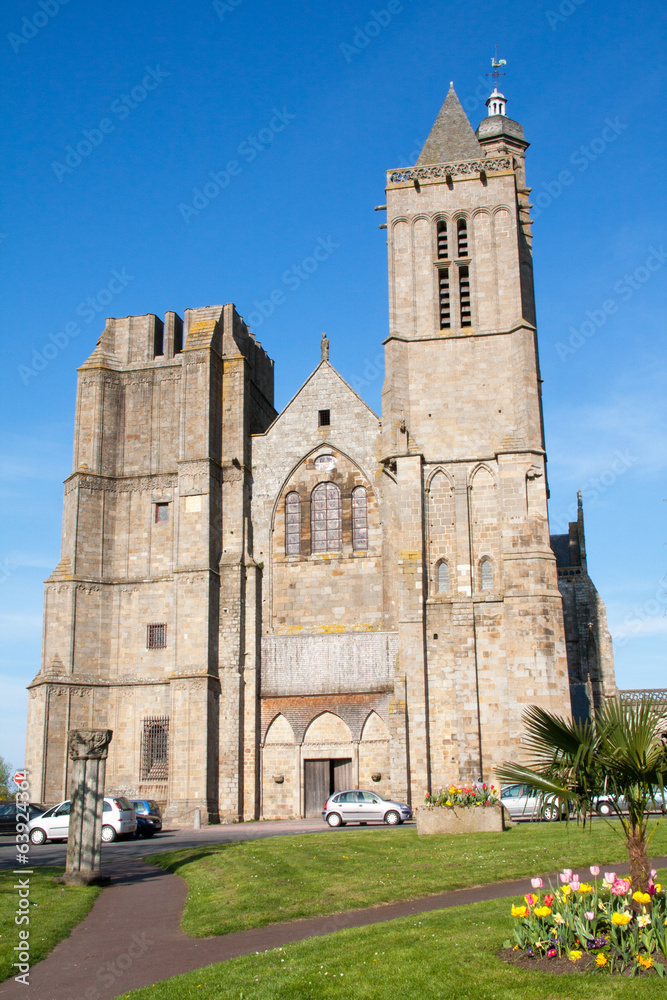 La cathédrale Saint Samson à Dol de Bretagne