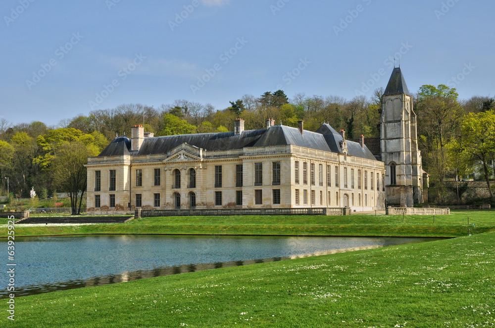France, the castle of Mery sur Oise