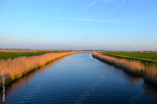 Canvas Print River in polder