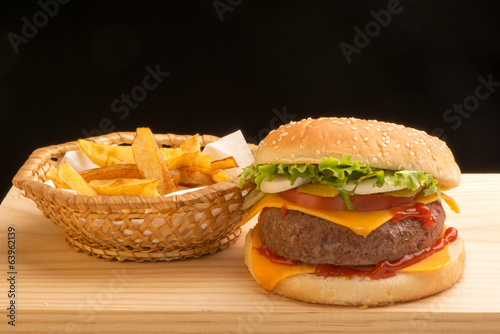 Hamburger and chips I