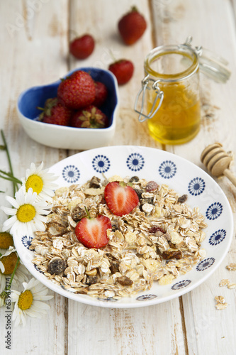 Muesli with fresh strawberry