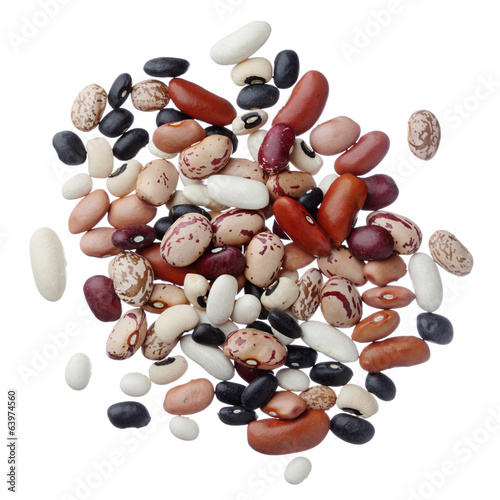 фотографія Assorted dried beans isolated on white background