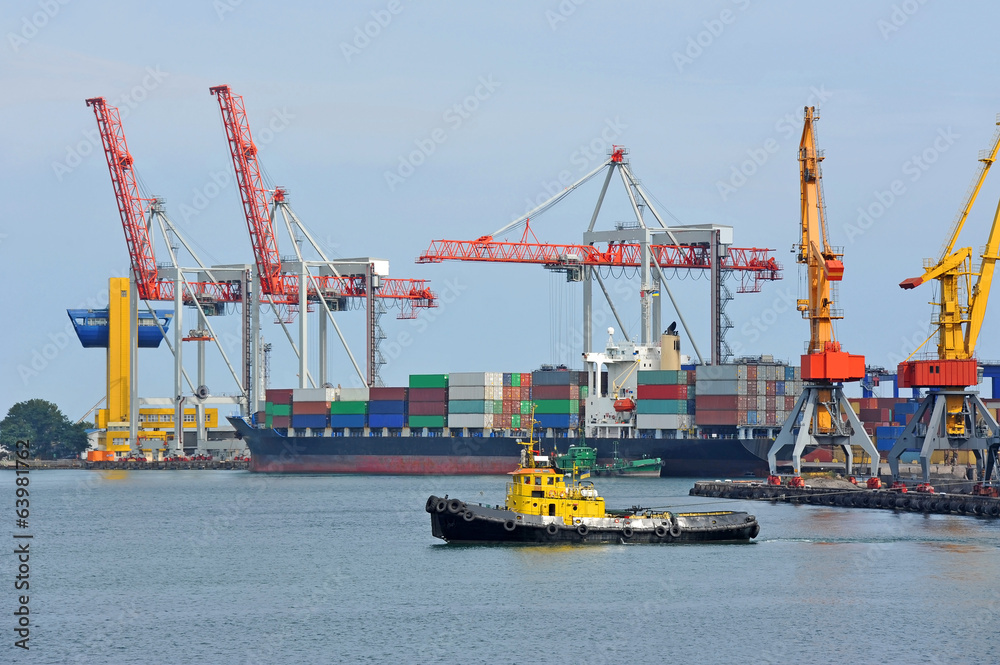 Fototapeta premium Tugboat in harbor quayside on Odessa, Ukraine