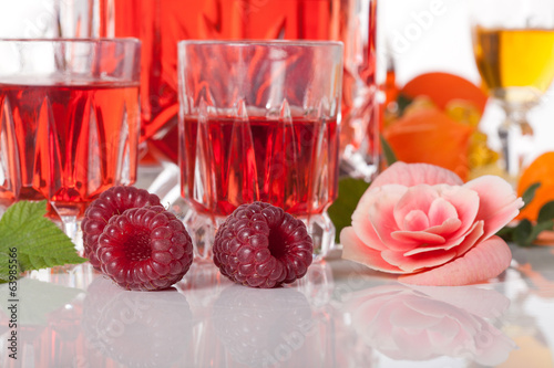 Raspberry liqueur photo