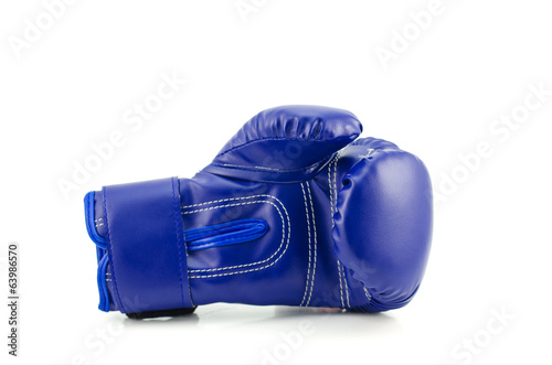 Boxing gloves © piyathep
