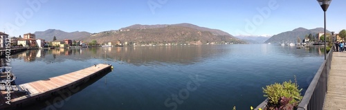 Lago a Varese photo