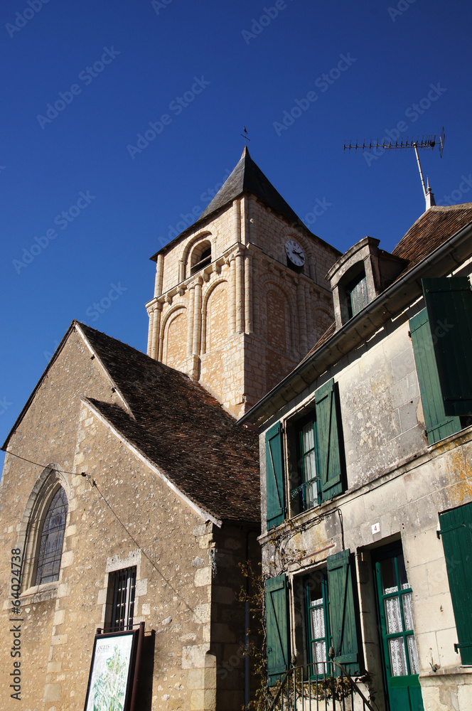 Fototapeta premium Église Saint-Martin d'Angles sur l'Anglin