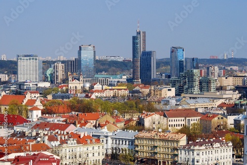 Obraz na płótnie Panoramic View of Vilnius City Old Town and Modern Buildings w salonie