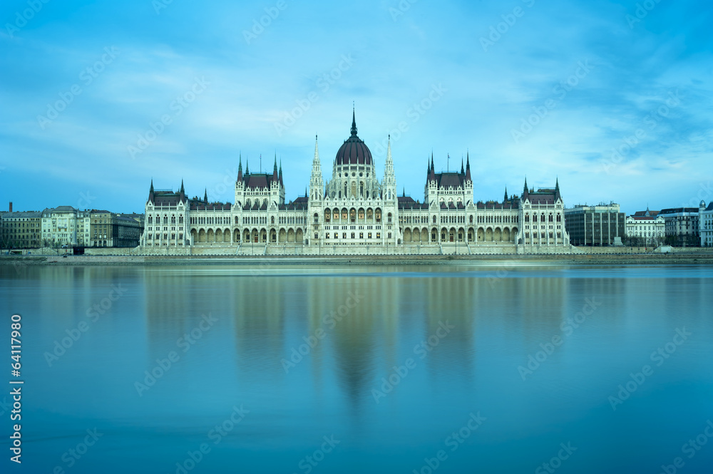 Fototapeta premium Budapest parliament building