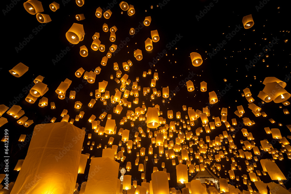 Fototapeta premium Loi Krathong and Yi Peng Festival, Chiang mai, Thailand