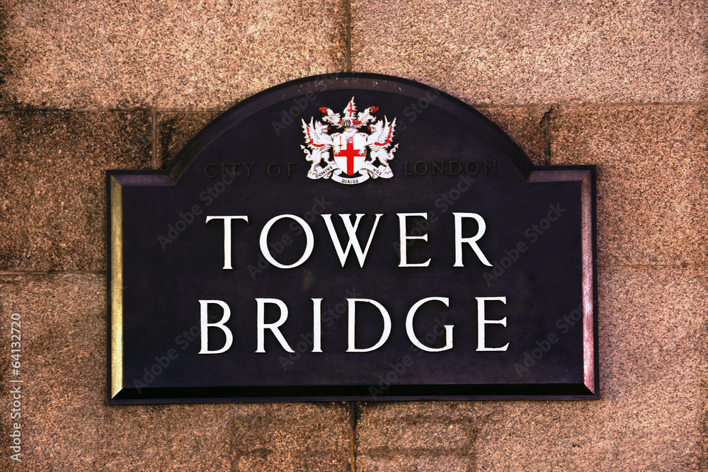 Fototapeta premium Street Sign of Tower Bridge