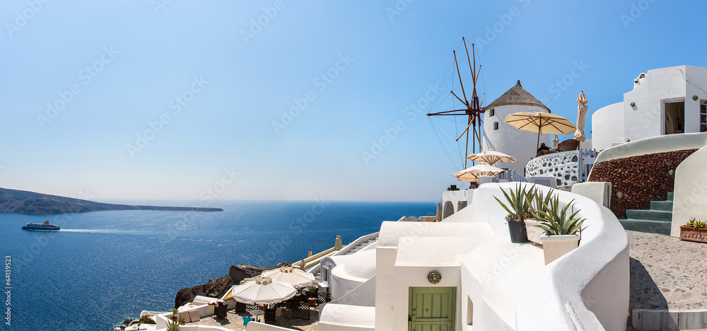 Fototapeta premium Widok Fira miasteczko - Santorini wyspa, Crete, Grecja.