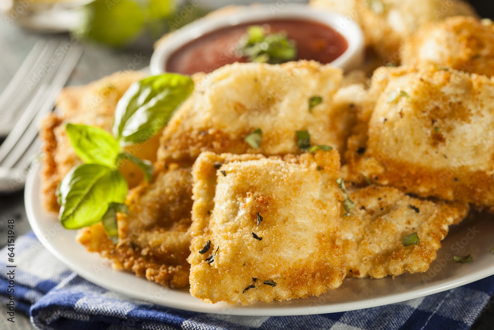 Homemade Fried Ravioli with Marinara Sauce Homemade Fried Ravioli with Marinara Sauce
