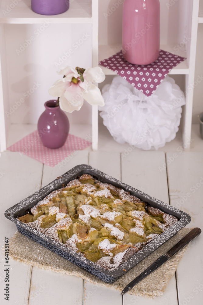 Rhabarberkuchen vom Blech mit Tischdeko Stock Photo | Adobe Stock