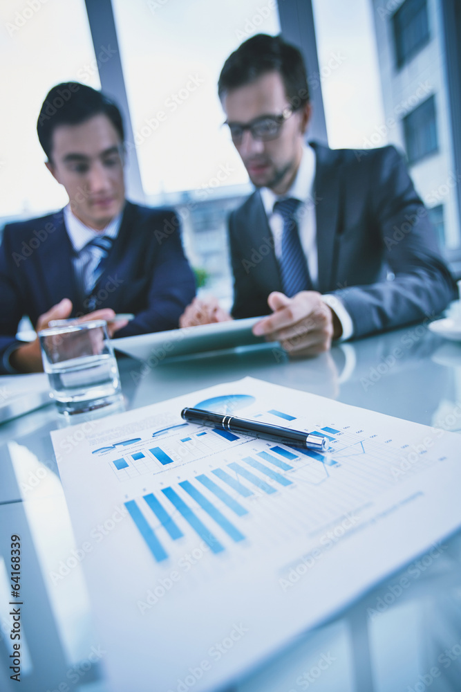 © pressmaster - Business objects