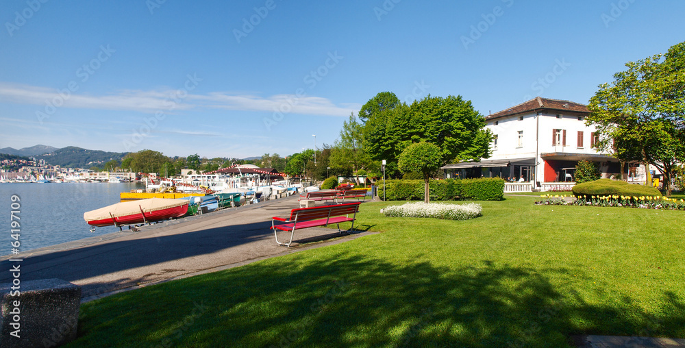 Obraz premium View of the Gulf of Lugano