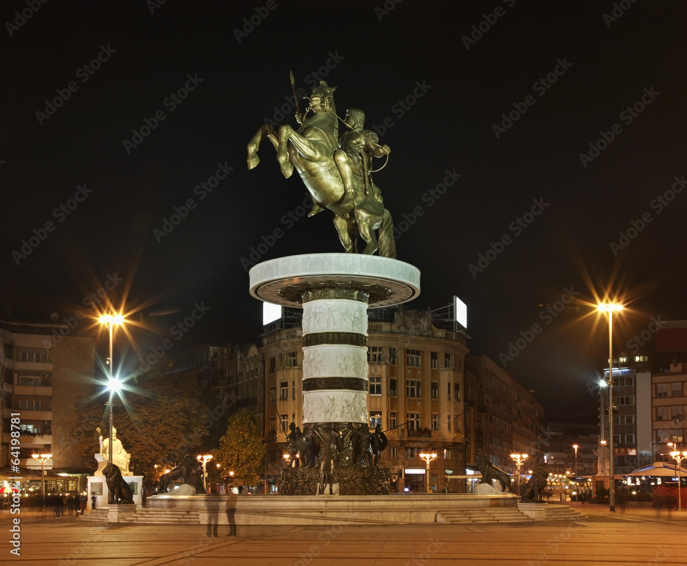 Fototapeta premium Warrior on a Horse in Skopje. Macedonia