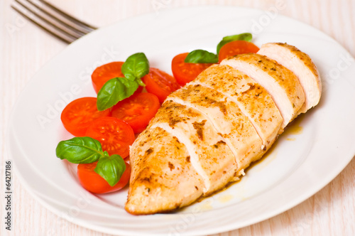chicken breast with fresh cherry tomatoes