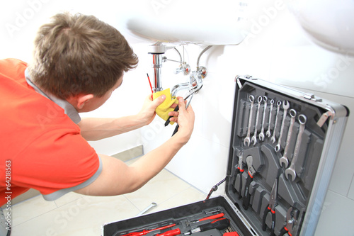 Wallpaper Mural hand mit werkzeug badezimmer Torontodigital.ca