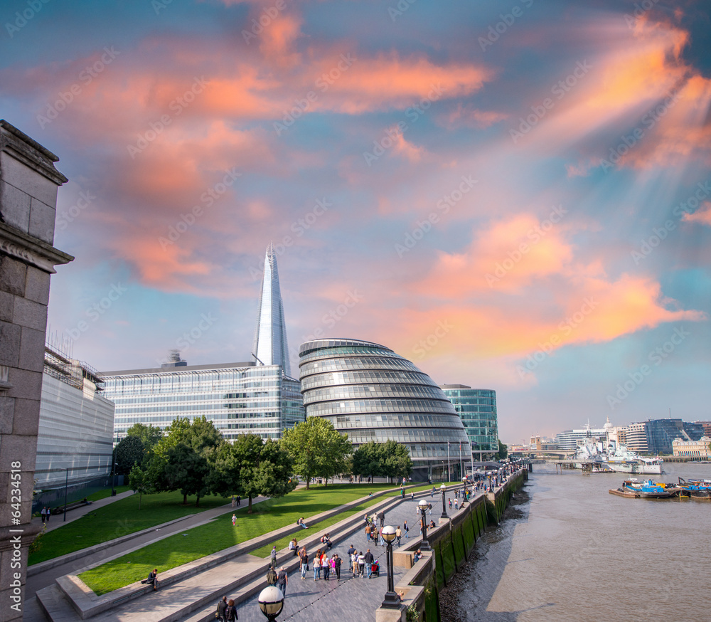 Buildings of London with main landmarks along Thames river