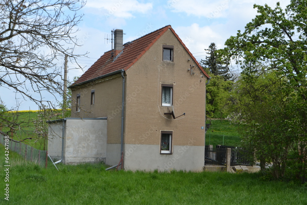 boerderijtje uit het oosten van Duitsland boerderijtje uit het oosten van Duitsland