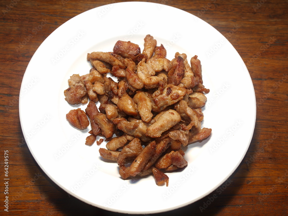 Fried pork with garlic and spring onion