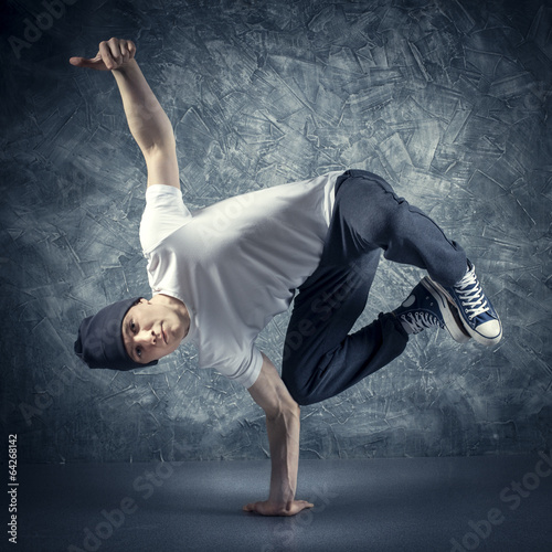 Breakdancer jumping