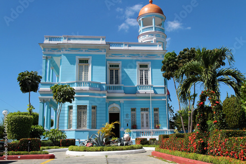 Tableau sur toile Palais colonial à Cienfuegos