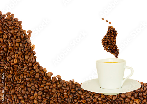 Fototapeta Naklejka Na Ścianę i Meble -  cup of coffee on raw beans border isolated on white
