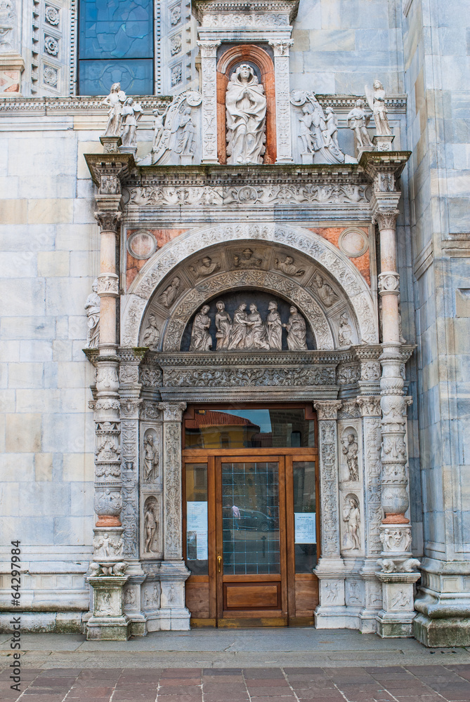 Duomo di Como, facciata e porta