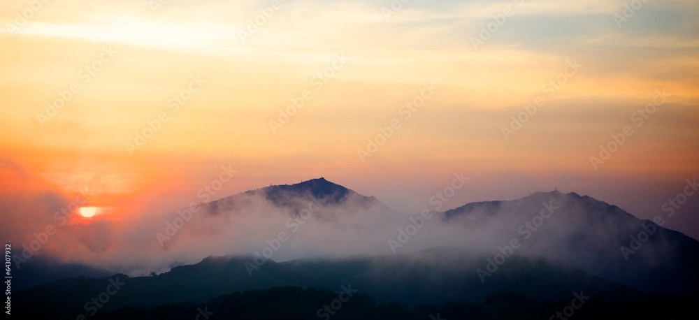 Obraz premium Clouds Over The Mountains