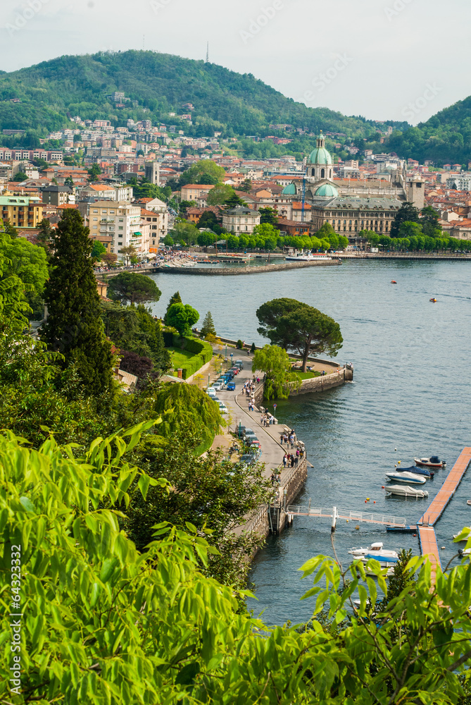 Panorama Lago di Como e Duomo, Italia