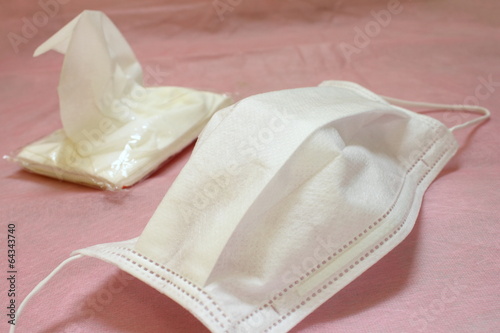 Wallpaper Mural マスクとティッシュ Torontodigital.ca