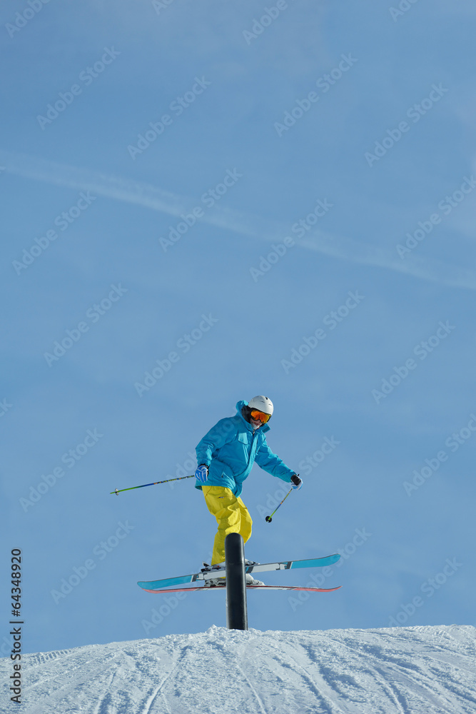 skier skier
