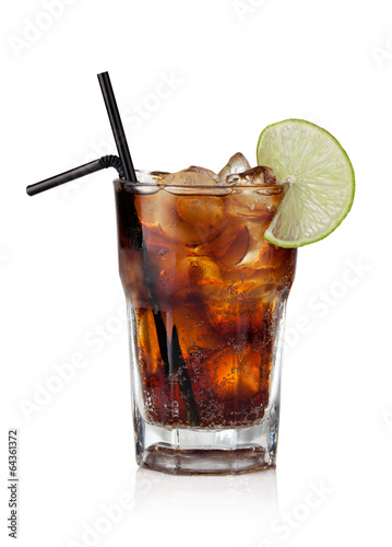 Фотография Cuba Libre Drink with lime on a white background