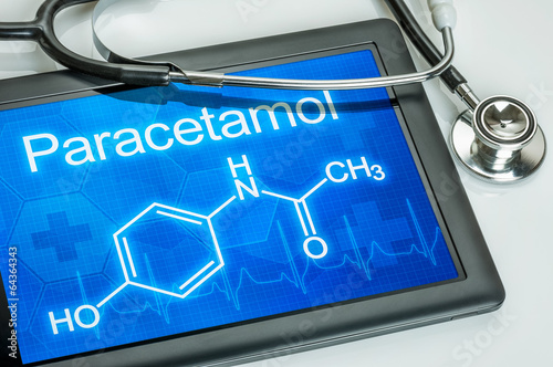 Tablet mit der chemischen Strukturformel von Paracetamol photo