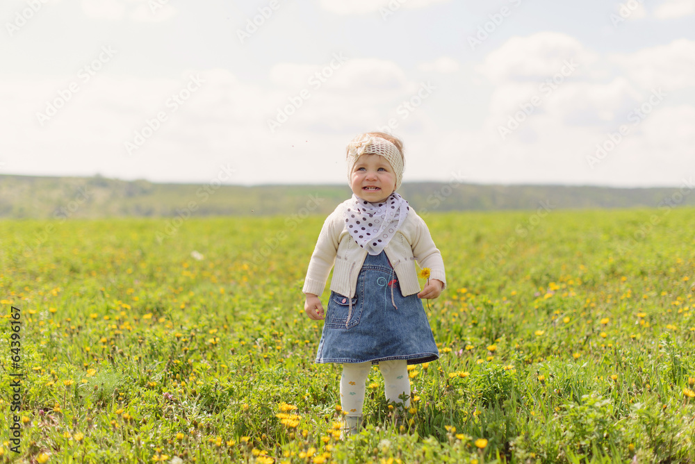 Fototapeta premium Smiling Girl