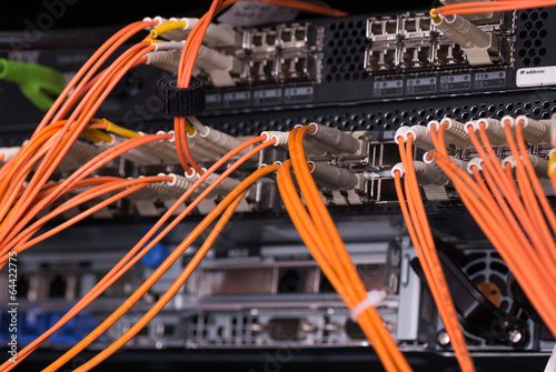 Fiber optical connections with servers