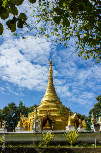 Golden chedi in Chiangmai, Thailand photo