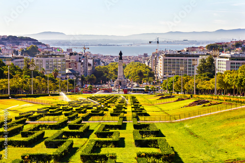 Tableau sur toile Eduardo VII park and Marques de Pombal square