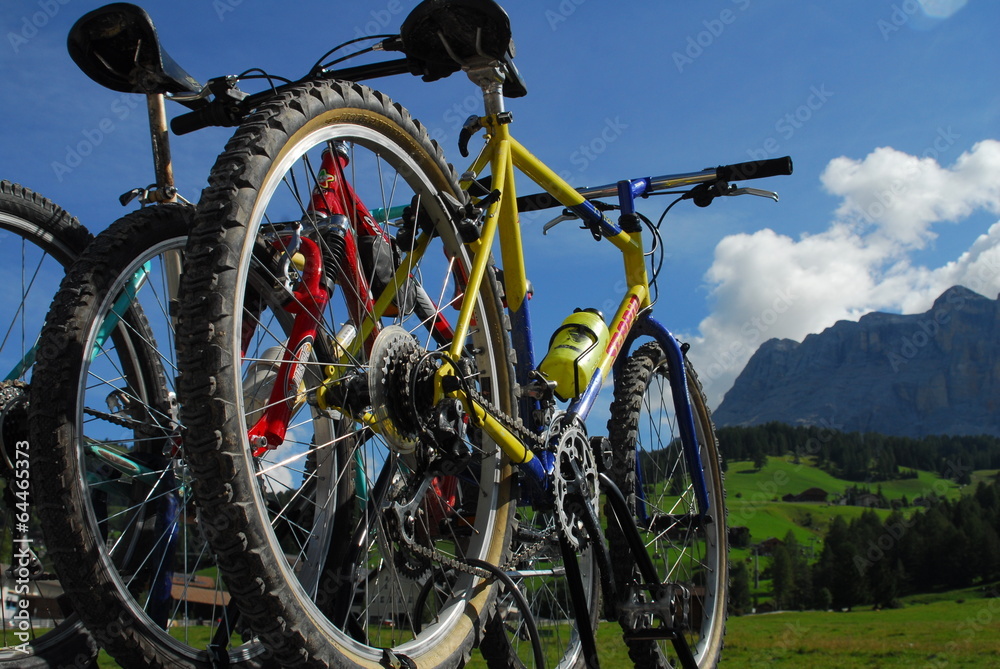 Fototapeta premium Mountain bike in the Dolomites