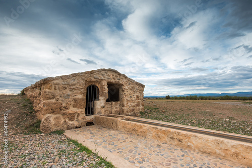 Aljibe del "Camino Real". En Sarrión (Teruel). España