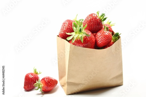Erdbeeren in der Tüte