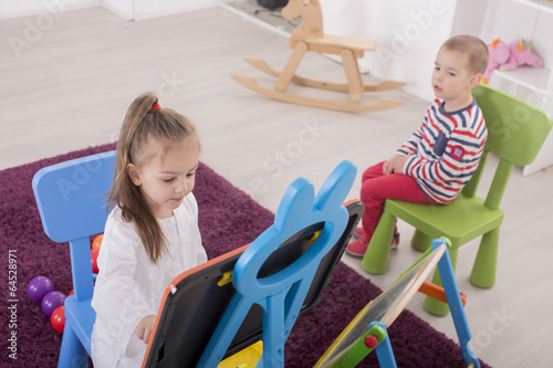 Kids playing in the room