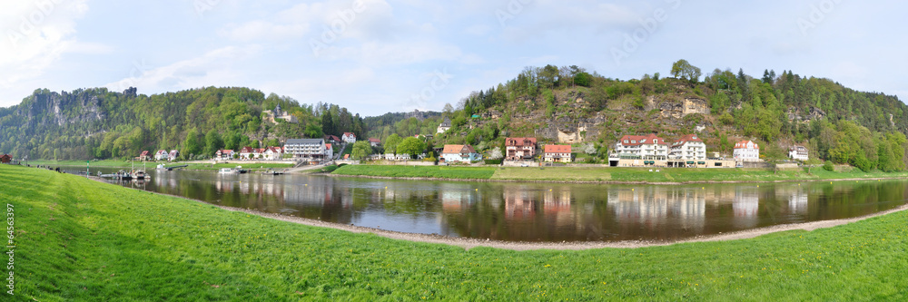 Panoramafoto Rathen / Elbsandsteingebirge