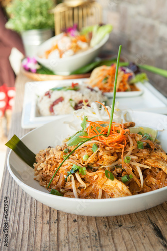 Chicken Pad Thai Dish