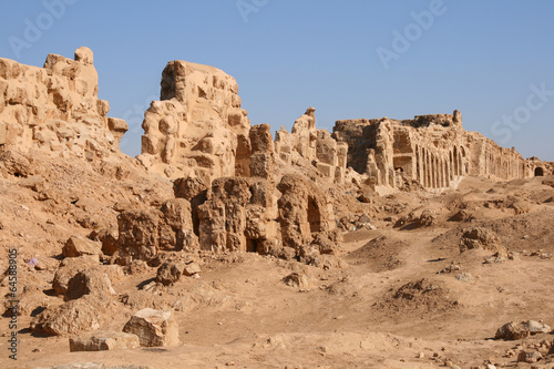 ruins of resafa © lindacaldwell